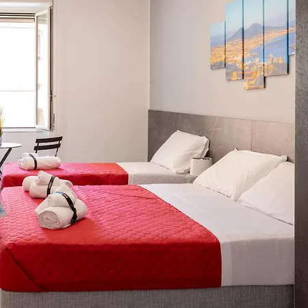 Partenope 住宿加早餐酒店