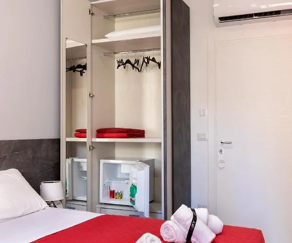 Partenope 住宿加早餐酒店